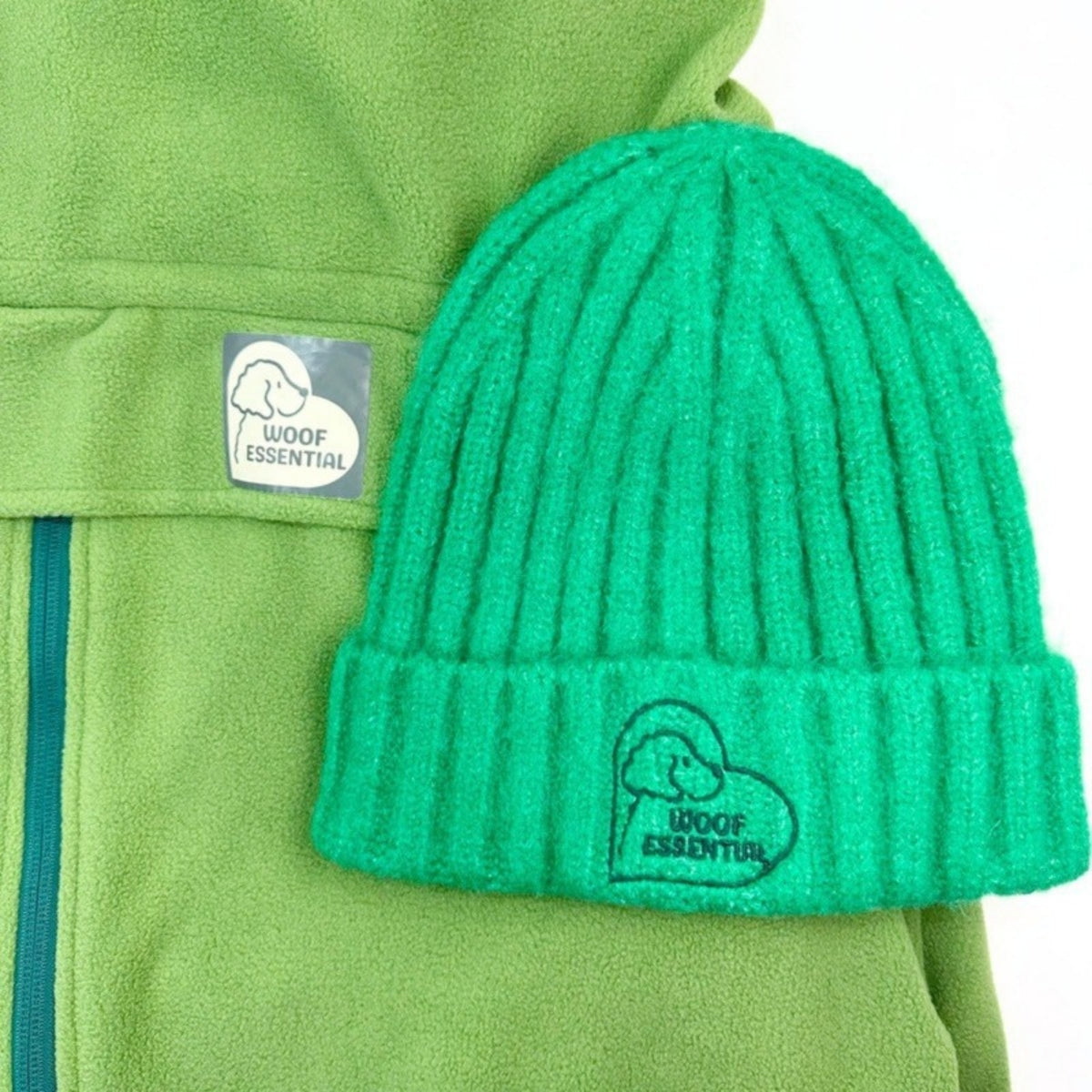 Cozy Hugger fleece in Weald with the matching Weald beanie