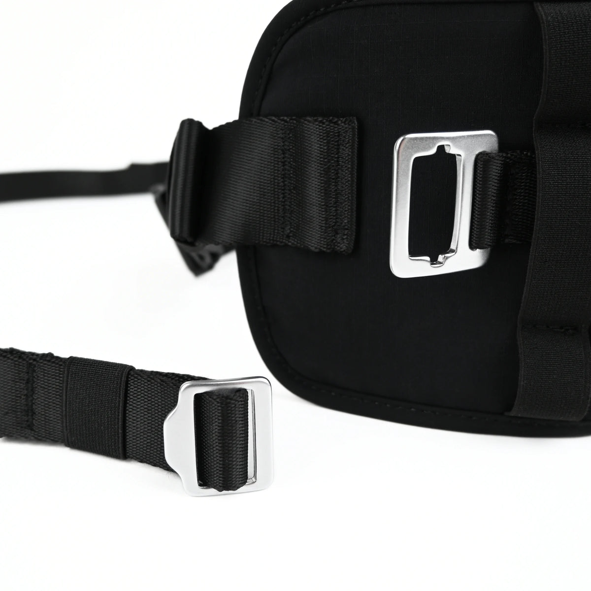 Pace'n Paws Runner Belt with the quick-attach leash strap clipped on