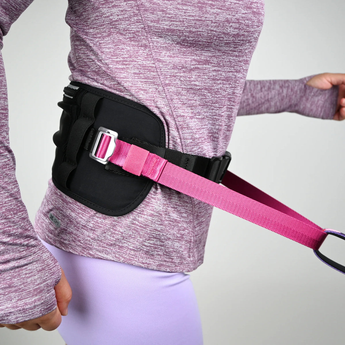 Interlocking metal hook and slotted buckle on the Pace'n Paws Runner Belt
