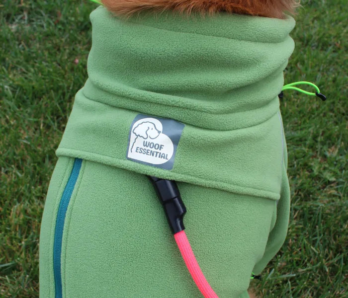 Leash opening at the back of the neck on the Weald Cozy Hugger fleece jacket, leash clipped through